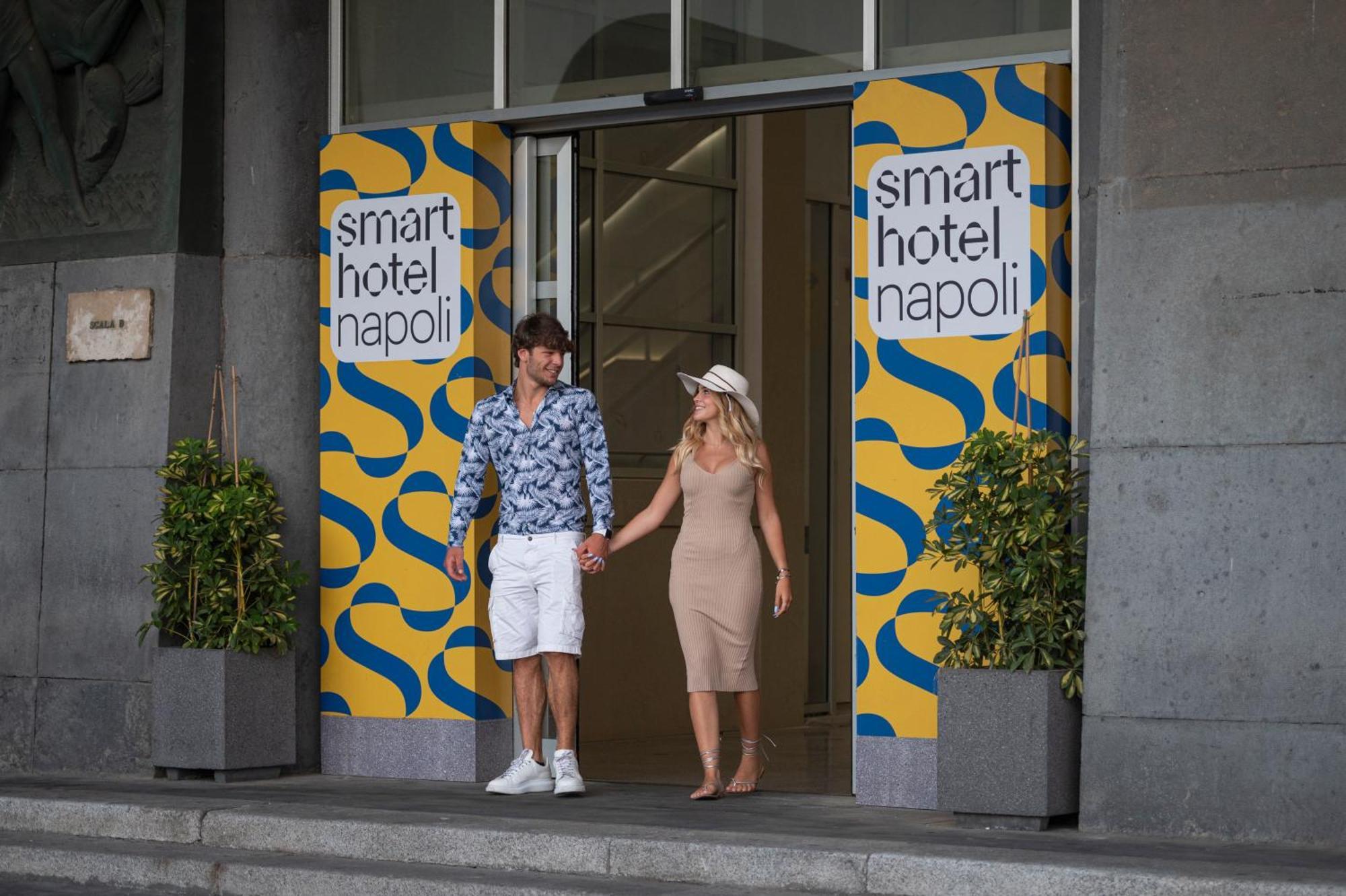 Smart Hotel Napoli Eksteriør bilde